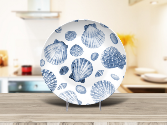 Round unbreakable dinner plate with blue seashell design