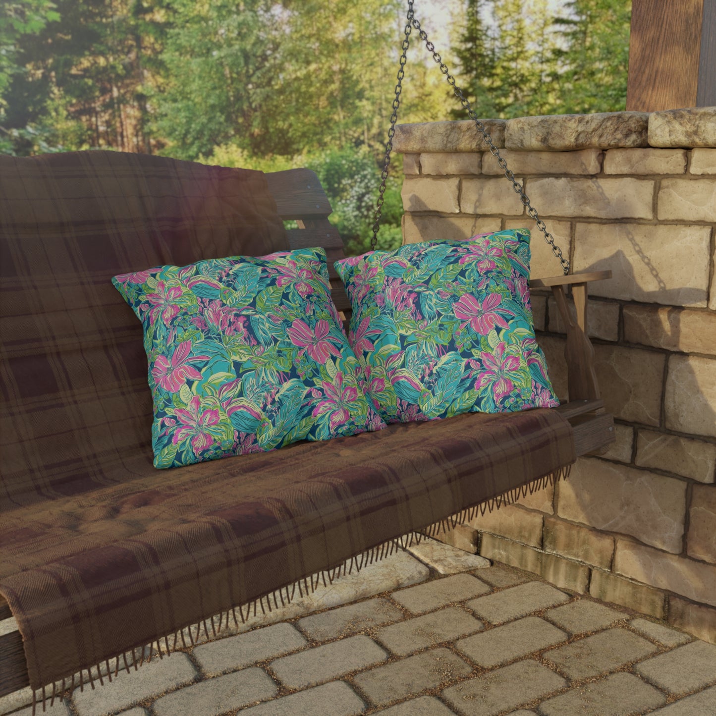 OUTDOOR PILLOW:  TROPICAL PATTERN