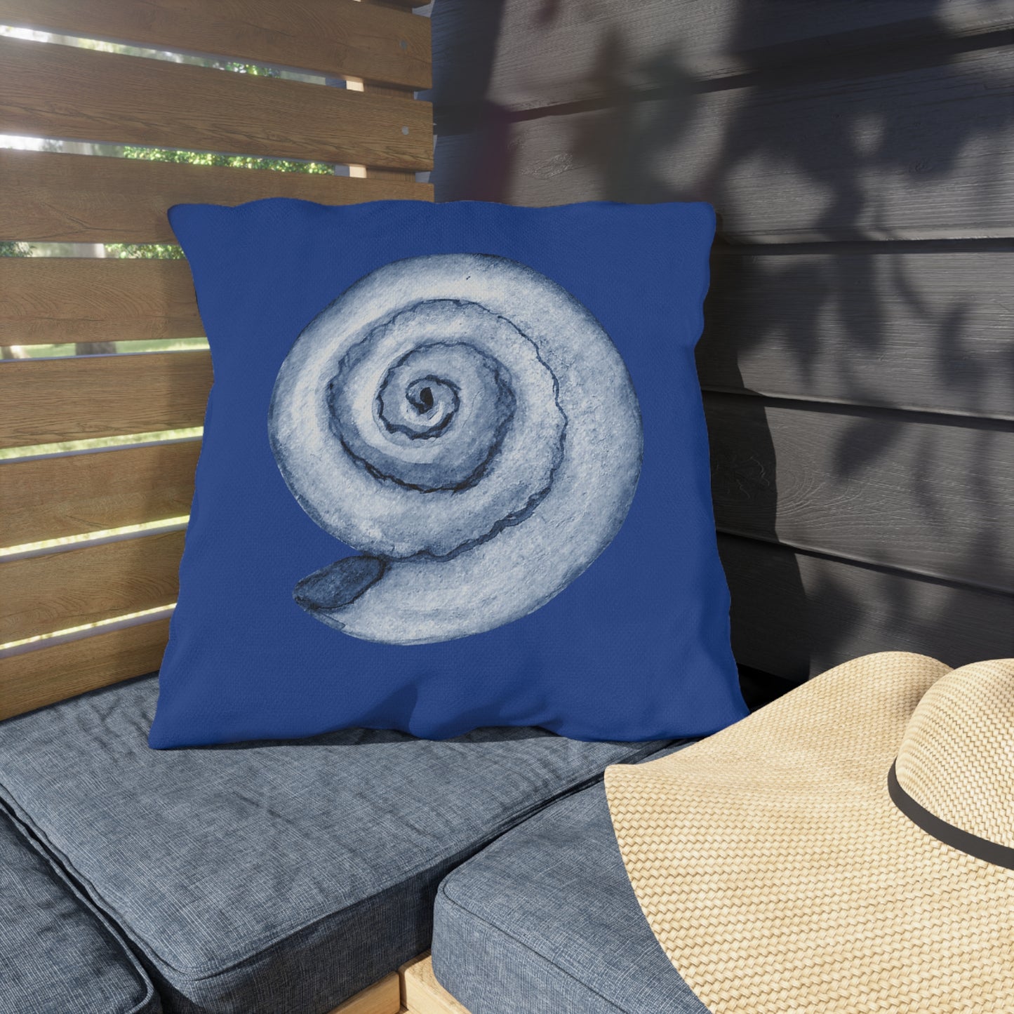 OUTDOOR PILLOW:  SNAIL SHELL DESIGN