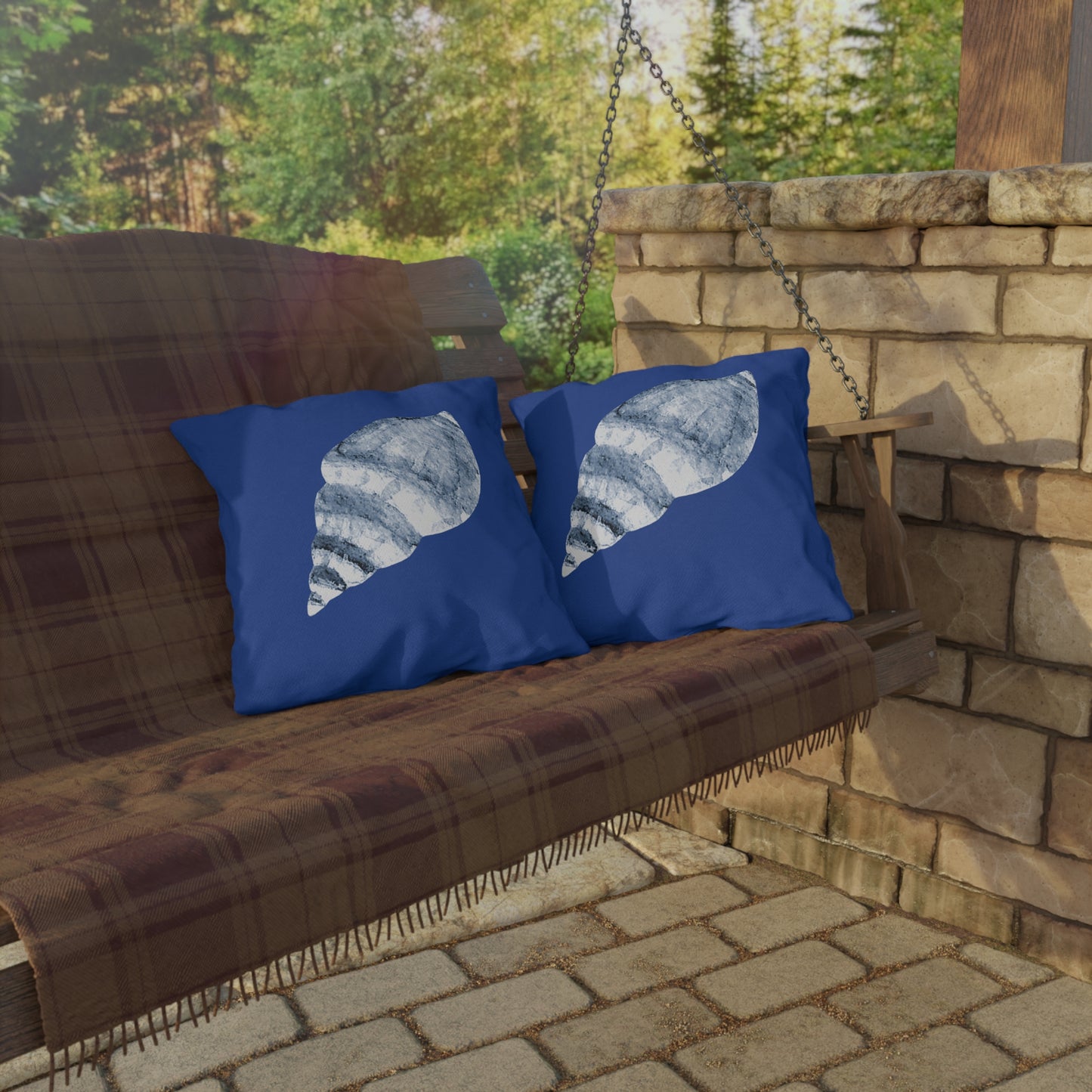 OUTDOOR PILLOW: SHELL DESIGN
