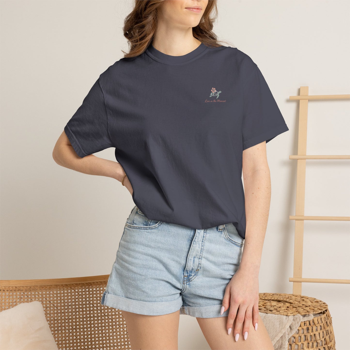 LIVE IN THE MOMENT TEE
