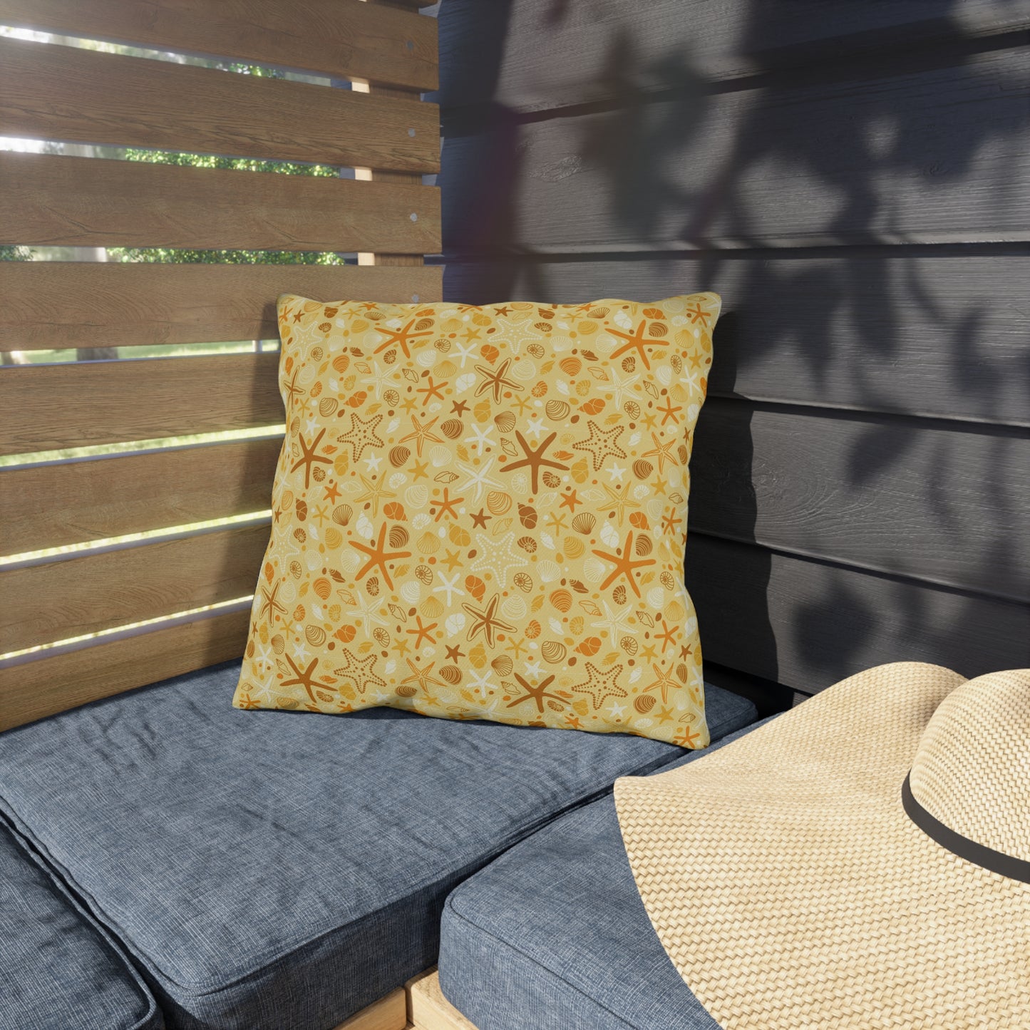 OUTDOOR PILLOWS: YELLOW STARFISH PATTERN