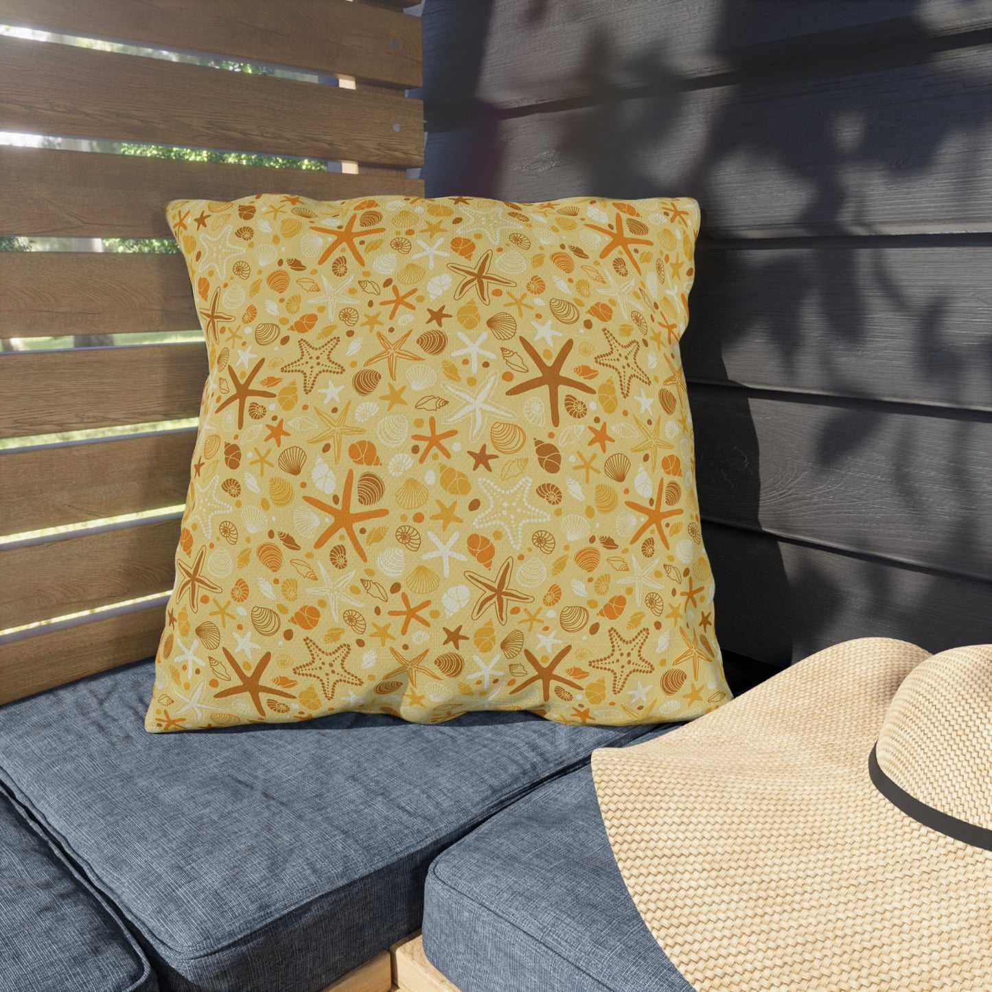 OUTDOOR PILLOWS: YELLOW STARFISH PATTERN