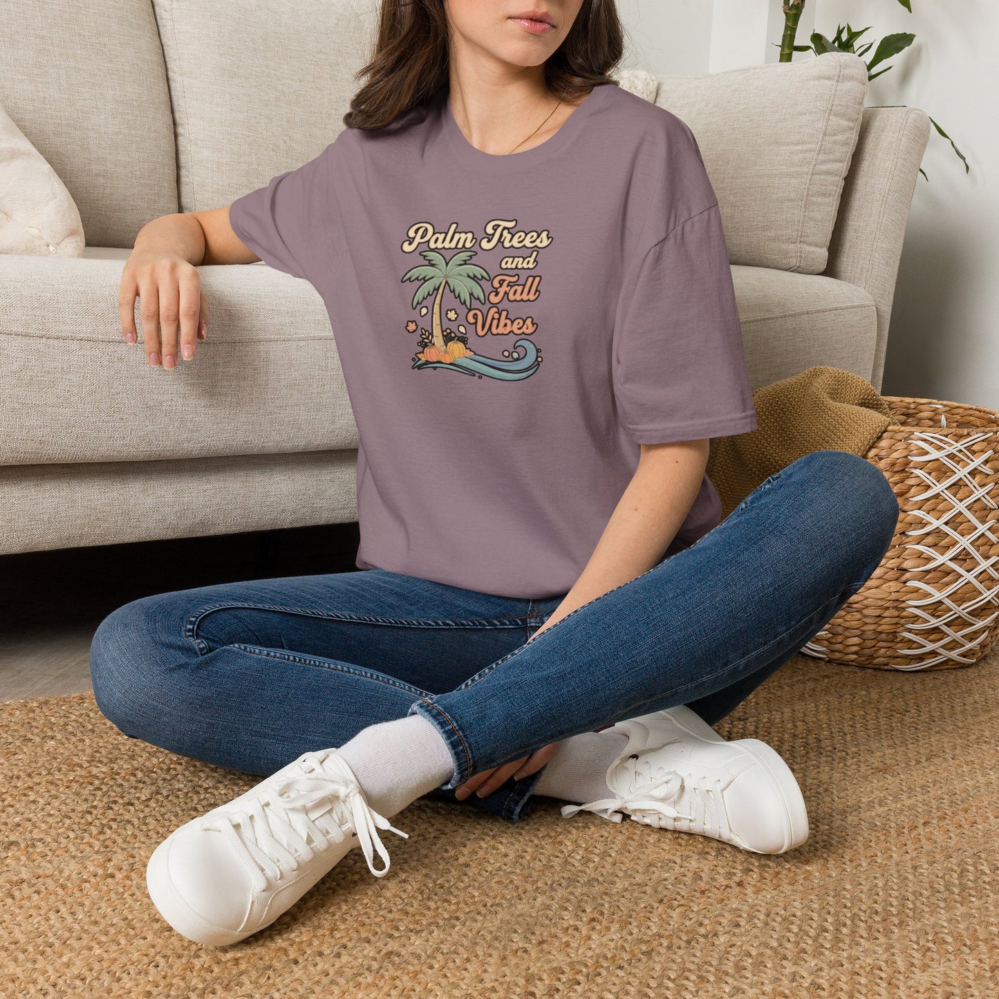 PALM TREES & FALL VIBES TEE