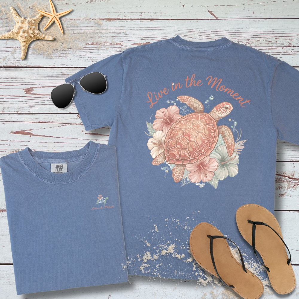 LIVE IN THE MOMENT TEE