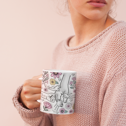 Personalized hand-holding mug for mom with up to 6 children’s names