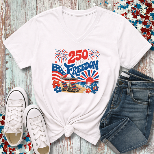 VINTAGE 70'S BEACH INDEPENDENCE DAY V NECK